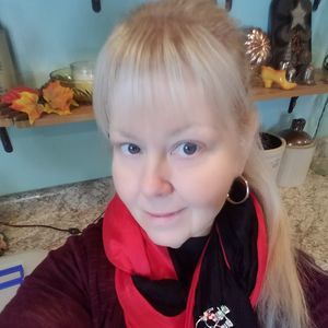 Meet your Posher, Janet